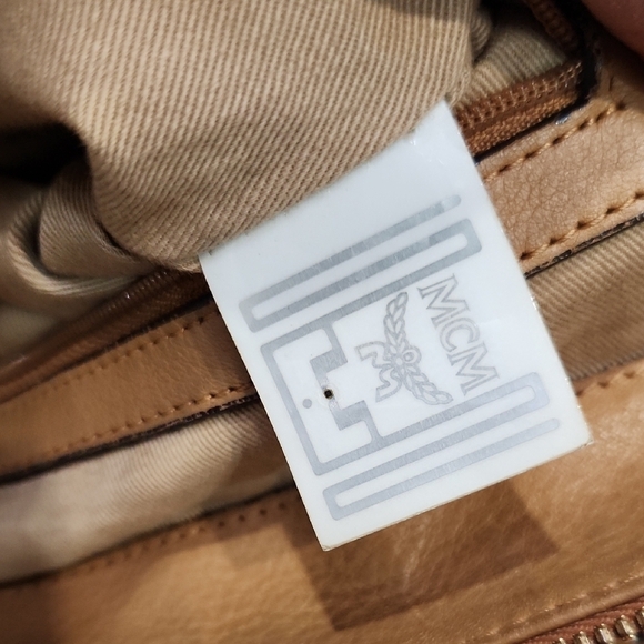 🔹️MCM 🔹️Cognac Brown Leather 2 Way Crossbody Tote Bag - Picture 13 of 16